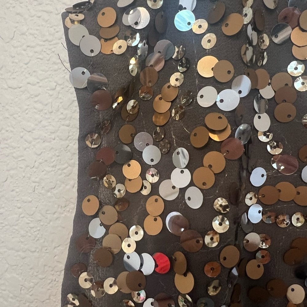 SMALL THE LIMITED Olive Green Blouse Top Gold Silver Sequins Sleveless Relaxed - Picture 13 of 16
